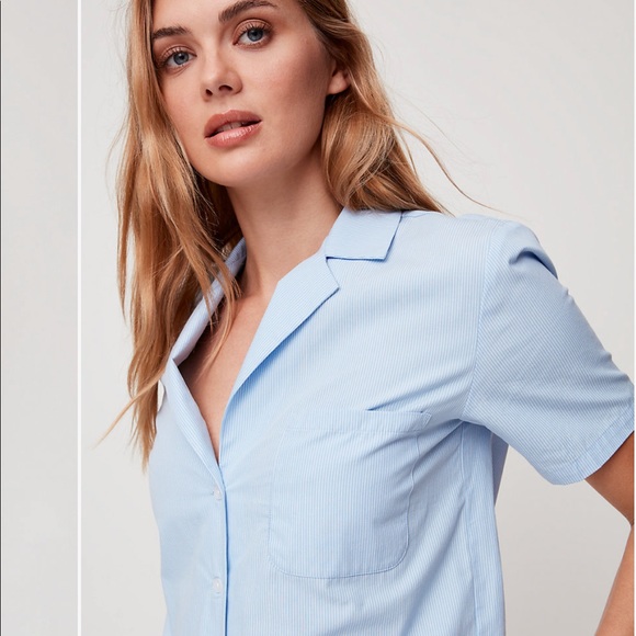 Aritzia Sunday Best Faye Blouse in Medium - Picture 3 of 6